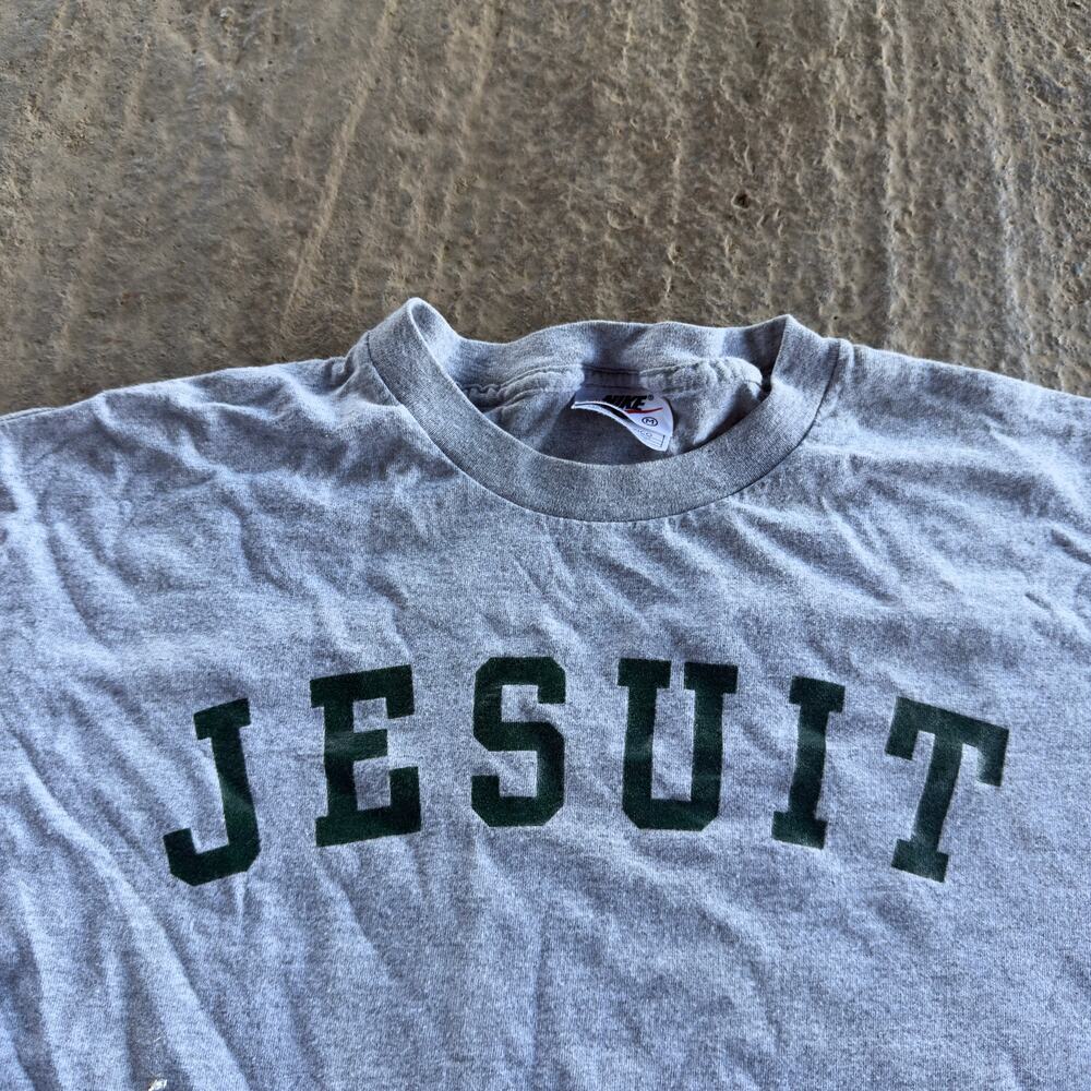 VINTAGE 90S NIKE JESUIT HIGH SCHOOL T-SHIRT SPORTSWEAR OREGON MENS MEDIUM